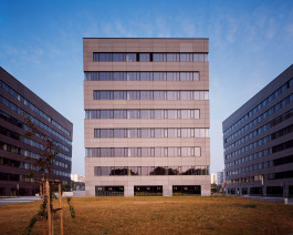 ADMINISTRATIVNÍ CENTRUM PROSEK POINT - prosek point FOTO 2 18 | KAAMA