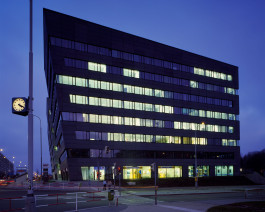 ADMINISTRATIVNÍ CENTRUM PROSEK POINT - prosek point FOTO 7 6 | KAAMA